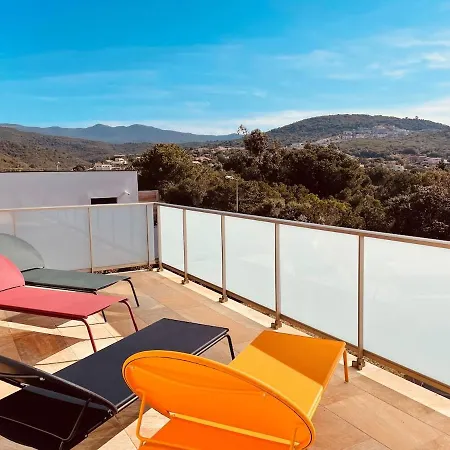 Villa Climatisée Commerces Et D'agosta à Pied